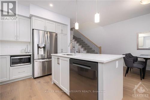 85 Gartersnake Way, Ottawa, ON - Indoor Photo Showing Kitchen With Stainless Steel Kitchen With Upgraded Kitchen