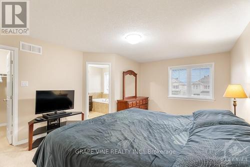 594 Barrick Hill Road, Ottawa, ON - Indoor Photo Showing Bedroom