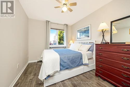 1043 Cawthra Road, Mississauga, ON - Indoor Photo Showing Bedroom