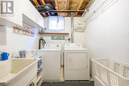 1043 Cawthra Road, Mississauga, ON - Indoor Photo Showing Laundry Room