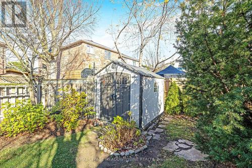 1043 Cawthra Road, Mississauga, ON - Outdoor