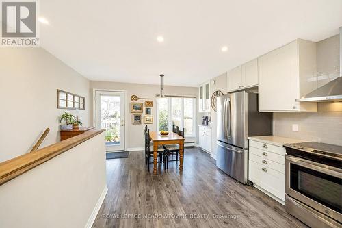 1043 Cawthra Road, Mississauga, ON - Indoor Photo Showing Kitchen