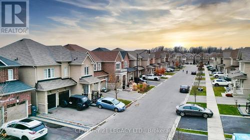 37 Abercrombie Crescent, Brampton, ON - Outdoor