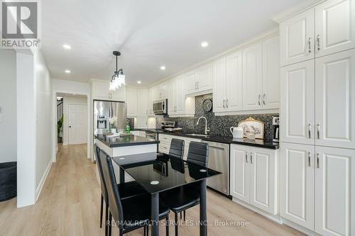 35 Forestgrove Circle, Brampton, ON - Indoor Photo Showing Kitchen With Stainless Steel Kitchen With Upgraded Kitchen