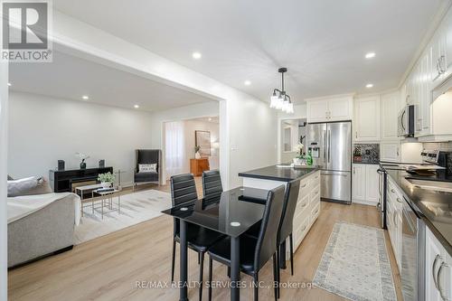 35 Forestgrove Circle, Brampton, ON - Indoor Photo Showing Kitchen With Stainless Steel Kitchen With Upgraded Kitchen