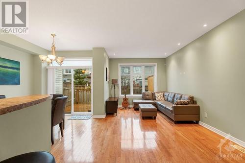 84 Furness Way, Ottawa, ON - Indoor