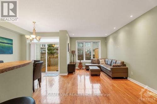 84 Furness Way, Ottawa, ON - Indoor