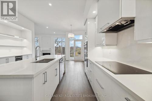 11 - 495 Oakridge Drive, London, ON - Indoor Photo Showing Kitchen With Double Sink With Upgraded Kitchen