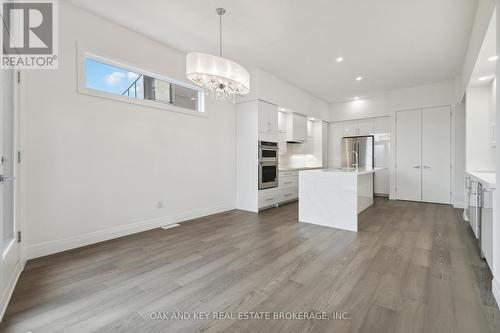 11 - 495 Oakridge Drive, London, ON - Indoor Photo Showing Kitchen