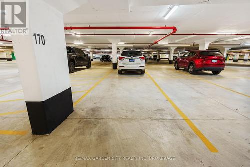 Up29 - 50 Herrick Avenue, St. Catharines (456 - Oakdale), ON - Indoor Photo Showing Garage