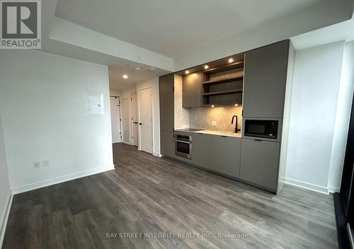 2511 - 55 Charles Street E, Toronto, ON - Indoor Photo Showing Kitchen