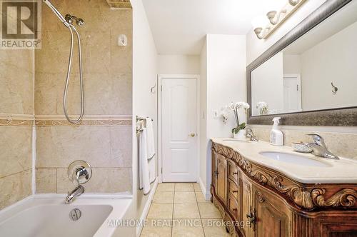 6 Wyndcliff Crescent, Toronto, ON - Indoor Photo Showing Bathroom