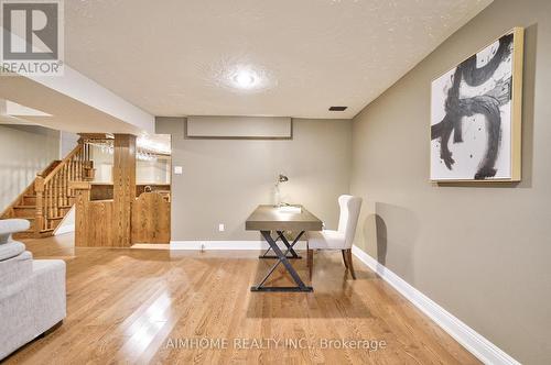 6 Wyndcliff Crescent, Toronto, ON - Indoor