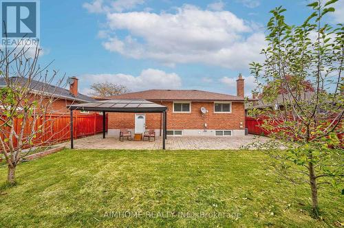 6 Wyndcliff Crescent, Toronto, ON - Outdoor