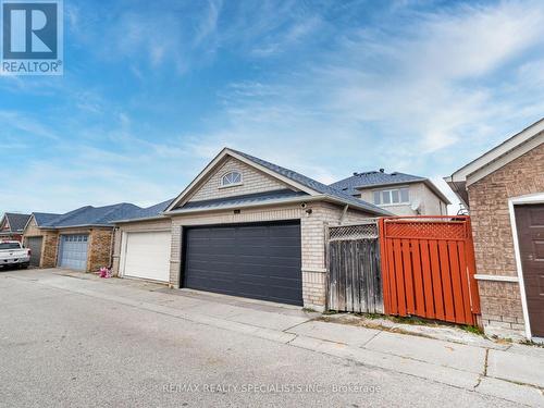 343 Via Carmine Avenue, Vaughan, ON - Outdoor