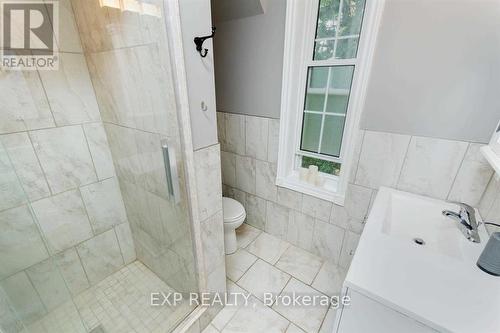 49 First Street, Orangeville, ON - Indoor Photo Showing Bathroom