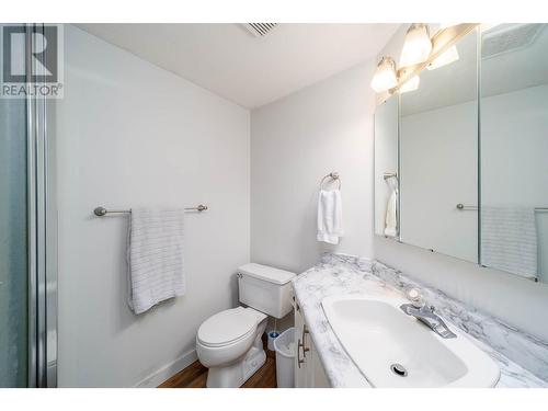 575 Doyle Avenue Unit# 102, Kelowna, BC - Indoor Photo Showing Bathroom