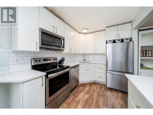 575 Doyle Avenue Unit# 102, Kelowna, BC - Indoor Photo Showing Kitchen