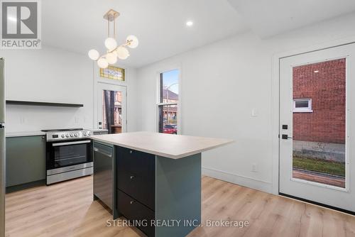 200 Stewart Street, Peterborough, ON - Indoor Photo Showing Kitchen