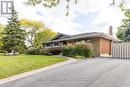 37 Larchwood Drive, St. Catharines (461 - Glendale/Glenridge), ON  - Outdoor With Facade 