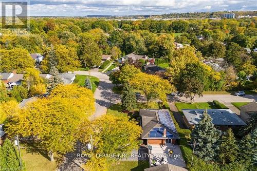 37 Larchwood Drive, St. Catharines (461 - Glendale/Glenridge), ON - Outdoor With View