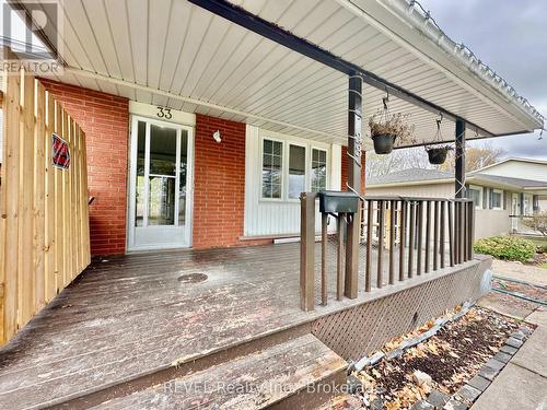 33 Deerfield Parkway, Thorold (556 - Allanburg/Thorold South), ON - Outdoor With Deck Patio Veranda