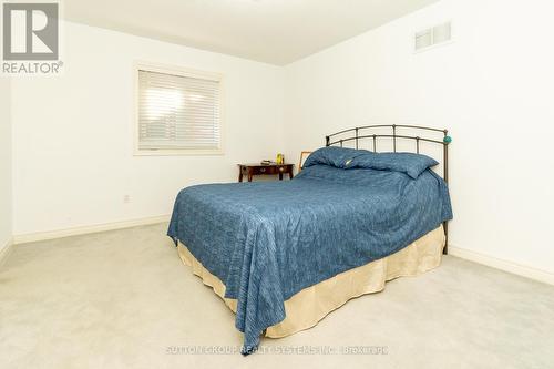 239 Dalgleish Gardens, Milton, ON - Indoor Photo Showing Bedroom