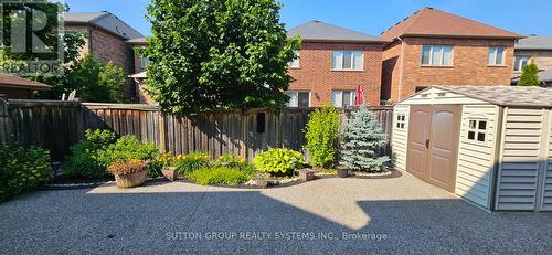 239 Dalgleish Gardens, Milton, ON - Outdoor