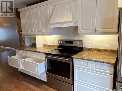 14 Good Spirit Crescent, Yorkton, SK - Indoor Photo Showing Kitchen