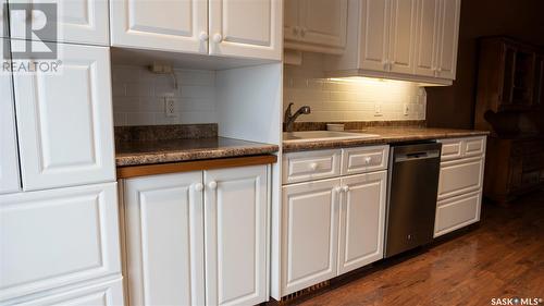 14 Good Spirit Crescent, Yorkton, SK - Indoor Photo Showing Kitchen