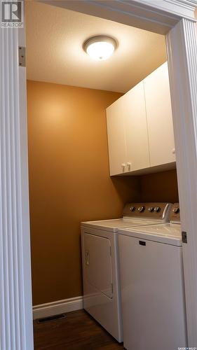 14 Good Spirit Crescent, Yorkton, SK - Indoor Photo Showing Laundry Room