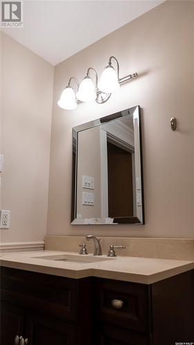 14 Good Spirit Crescent, Yorkton, SK - Indoor Photo Showing Bathroom