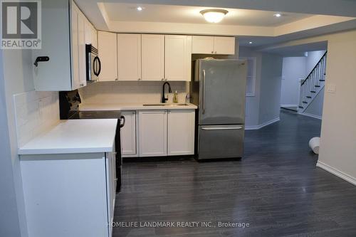 312 Brisdale Drive W, Brampton, ON - Indoor Photo Showing Kitchen