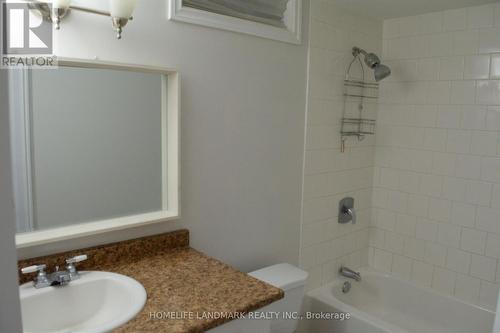 312 Brisdale Drive W, Brampton, ON - Indoor Photo Showing Bathroom