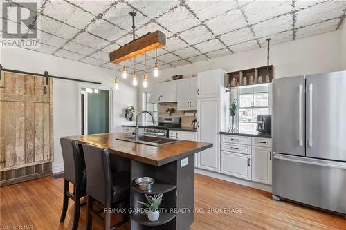 123 Elgin Street W, Welland, ON - Indoor Photo Showing Kitchen With Double Sink