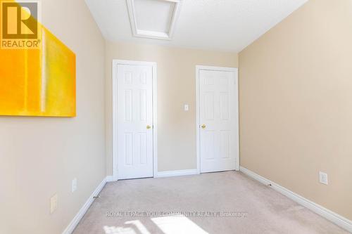 21 Baywell Crescent, Aurora, ON - Indoor Photo Showing Other Room