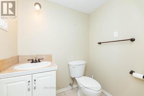 21 Baywell Crescent, Aurora, ON - Indoor Photo Showing Bathroom