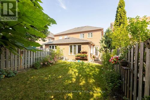 21 Baywell Crescent, Aurora, ON - Outdoor