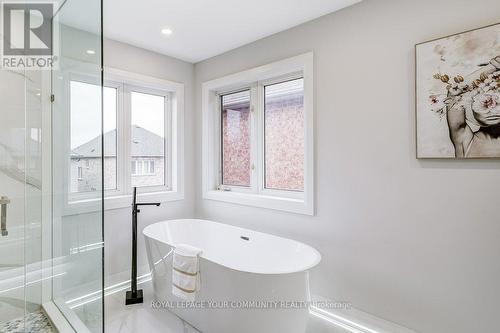 123 Golden Orchard Road, Vaughan, ON - Indoor Photo Showing Bathroom