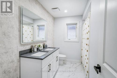 123 Golden Orchard Road, Vaughan, ON - Indoor Photo Showing Bathroom