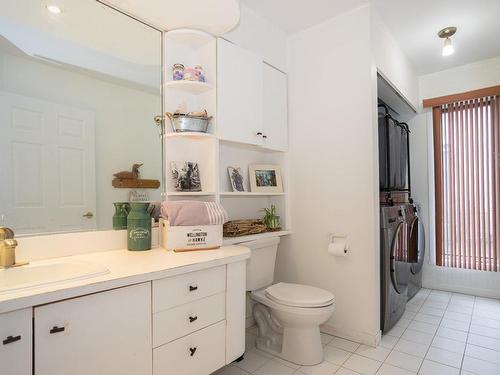 Laundry room - 125 Rue Paul-Gauchery, Trois-Rivières, QC - Indoor Photo Showing Bathroom