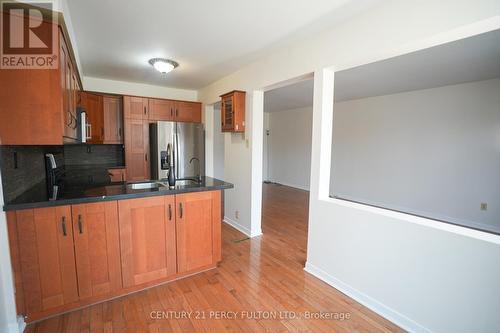 42 Chipstead Avenue, Brampton, ON - Indoor Photo Showing Kitchen With Double Sink