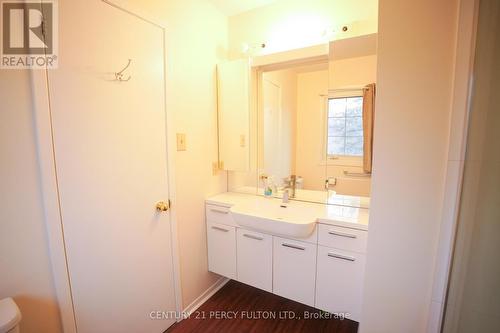 42 Chipstead Avenue, Brampton, ON - Indoor Photo Showing Bathroom