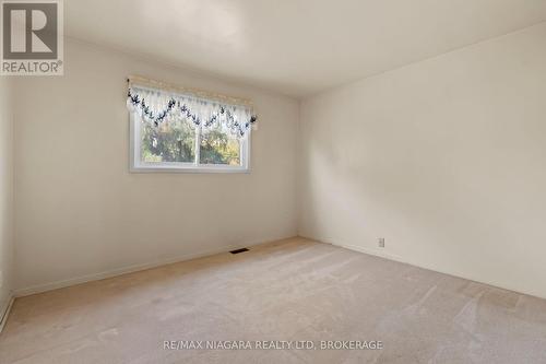 1097 Pelham Road, Pelham (662 - Fonthill), ON - Indoor Photo Showing Other Room