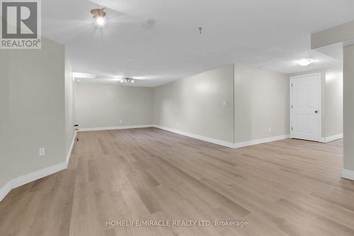 53 Agincourt Crescent, St. Catharines, ON - Indoor Photo Showing Other Room