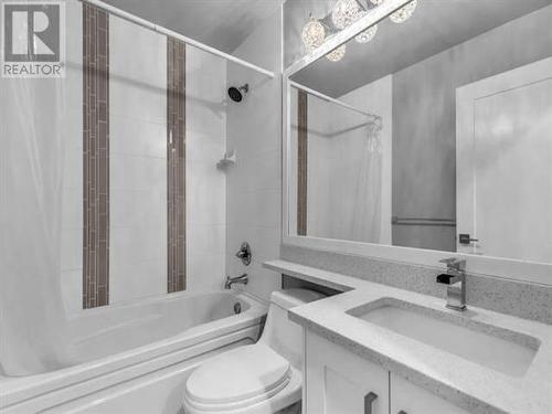 141 10151 240 Street, Maple Ridge, BC - Indoor Photo Showing Bathroom