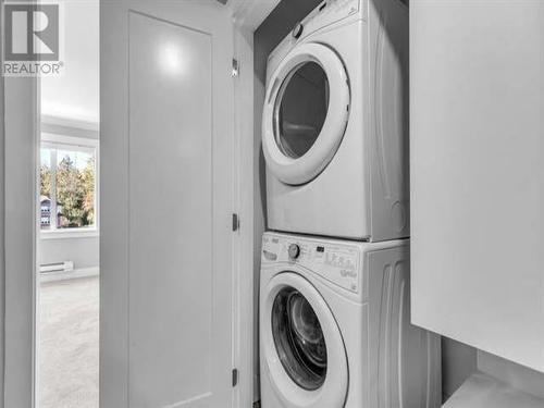 141 10151 240 Street, Maple Ridge, BC - Indoor Photo Showing Laundry Room