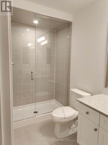 3030 Bramall Gardens, Oakville, ON - Indoor Photo Showing Bathroom