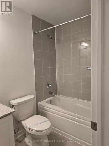 3030 Bramall Gardens, Oakville, ON - Indoor Photo Showing Bathroom