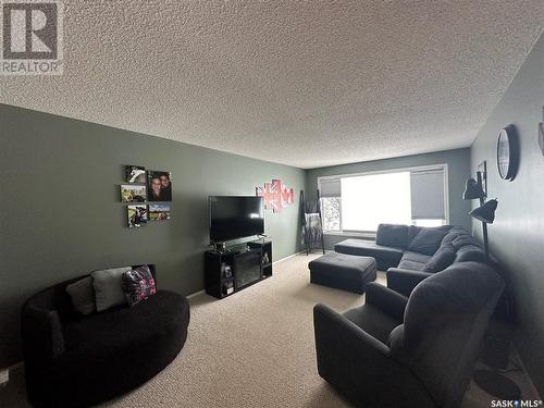 65 Jubilee Drive, Humboldt, SK - Indoor Photo Showing Living Room